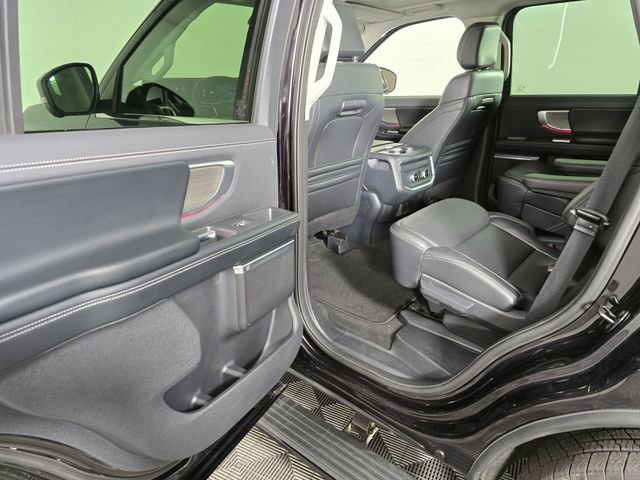 Certified 2025 Ford Expedition Platinum AWD/4WD image 17