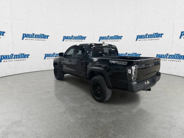 Used 2021 Toyota Tacoma TRD Off-Road AWD/4WD image 12