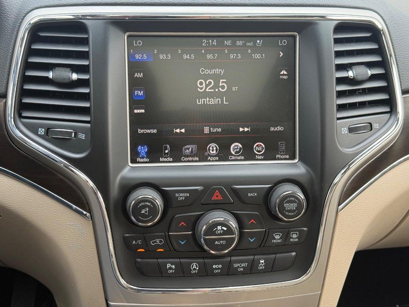 Used 2017 Jeep Grand Cherokee Limited w/ Luxury Group II AWD/4WD image 21