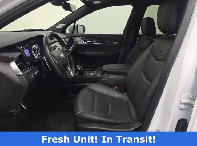 Used 2024 Cadillac XT6 Sport w/ Technology Package AWD/4WD image 6