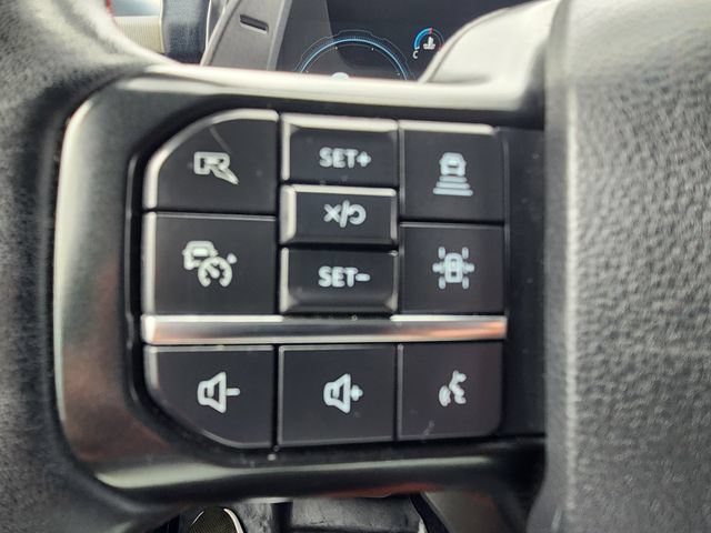 Certified 2022 Ford F150 Raptor w/ Raptor 37 Performance Package AWD/4WD image 35
