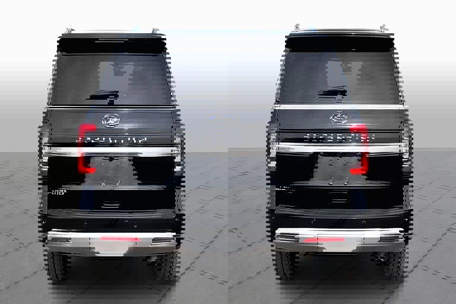 Certified 2023 Ford Expedition Platinum image 5