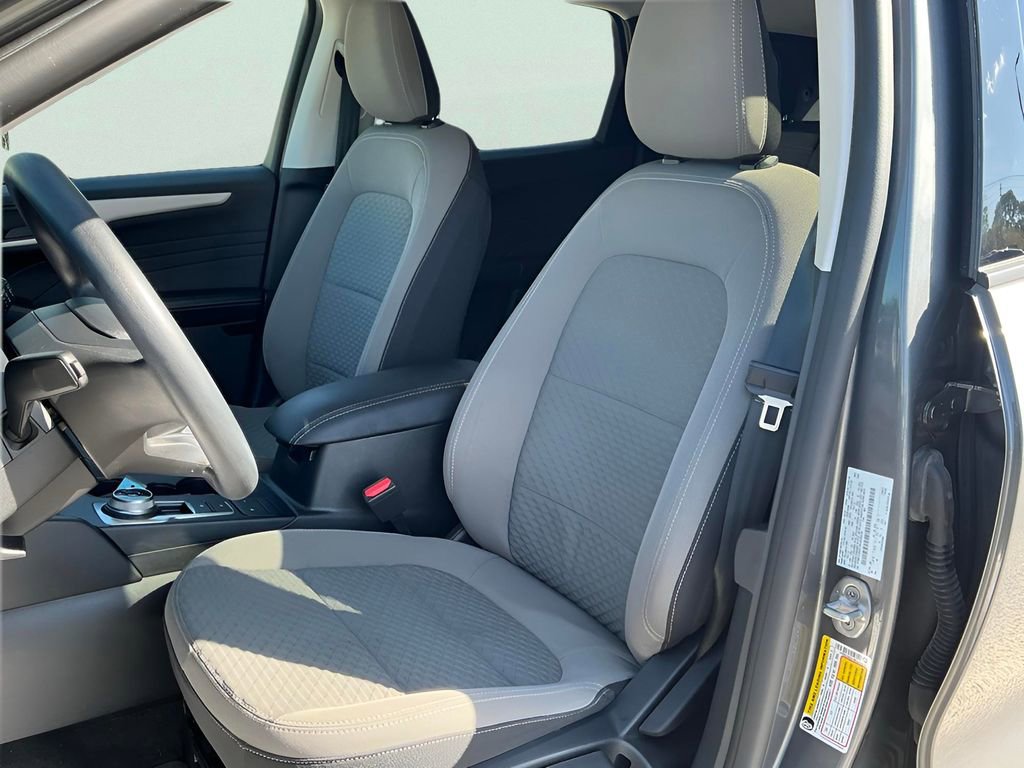 Certified 2022 Ford Escape SE FWD image 25
