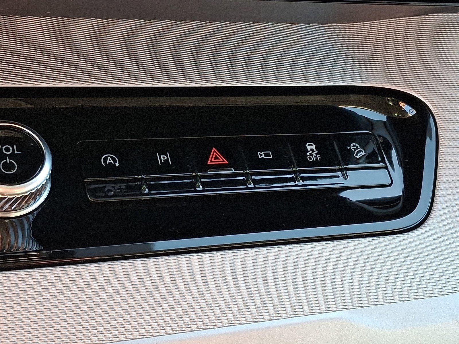 Certified 2025 Ford Expedition Active image 24