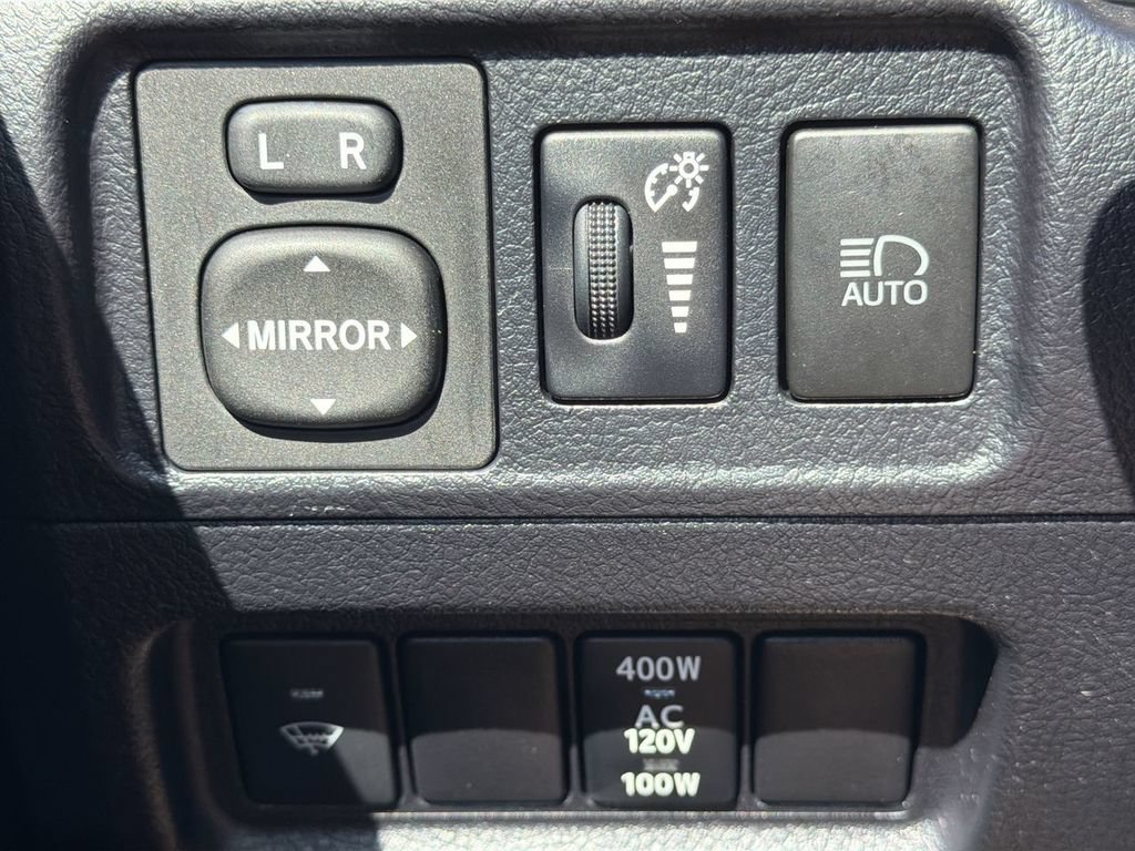 Used 2021 Toyota 4Runner SR5 Premium w/ Moonroof Package AWD/4WD image 20