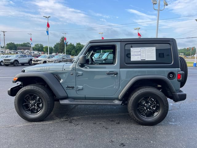 Used 2026 Jeep Wrangler Sport AWD/4WD image 4
