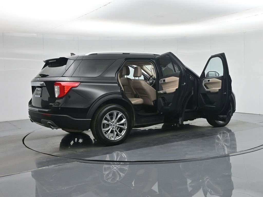 Certified 2023 Ford Explorer Limited image 6