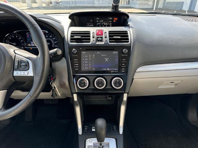 Used 2017 Subaru Forester 2.5i Premium AWD/4WD image 18