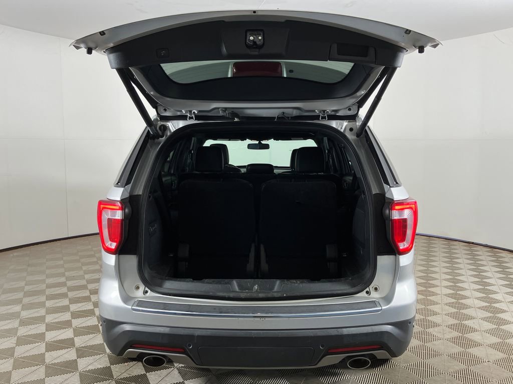 Certified 2019 Ford Explorer Limited w/ Class III Trailer Tow Package image 28