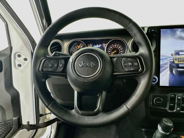 Used 2018 Jeep Wrangler Unlimited Sport S AWD/4WD image 16