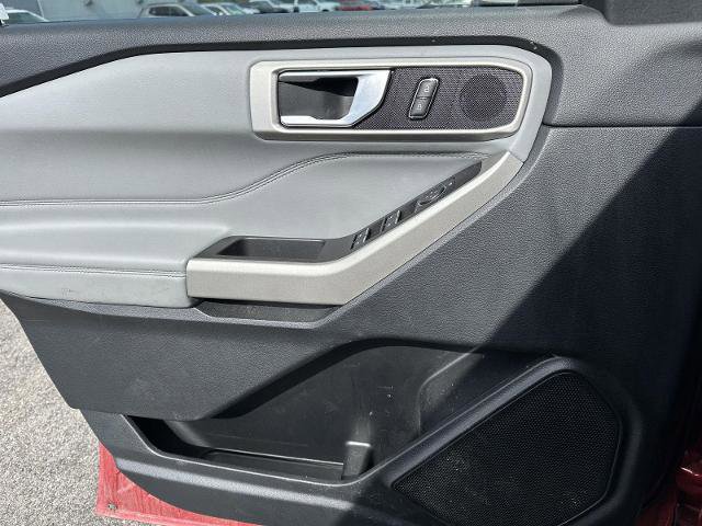 Certified 2023 Ford Explorer XLT w/ Equipment Group 202A AWD/4WD image 13