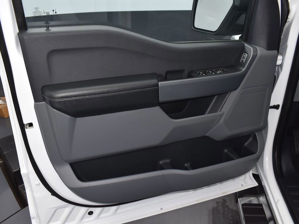 Certified 2022 Ford F150 XLT w/ XTR Package image 8