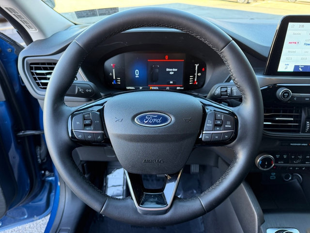 Certified 2023 Ford Escape Active AWD/4WD image 25