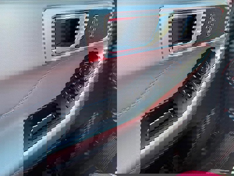 Certified 2022 Ford Explorer XLT w/ Equipment Group 202A image 59