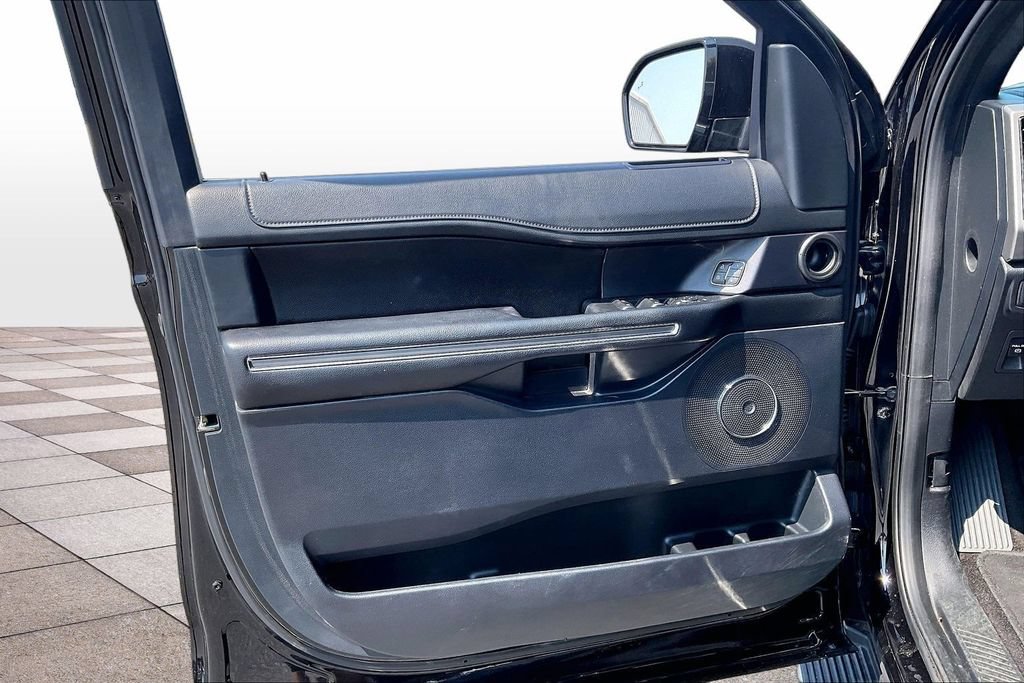 Certified 2020 Ford Expedition XLT w/ Equipment Group 202A RWD image 23