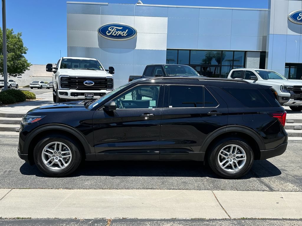 Certified 2026 Ford Explorer Active w/ Active Comfort Package RWD image 3