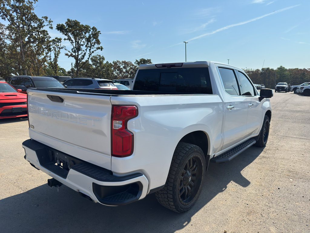 Used 2022 Chevrolet Silverado 1500 High Country w/ Technology Package AWD/4WD image 5
