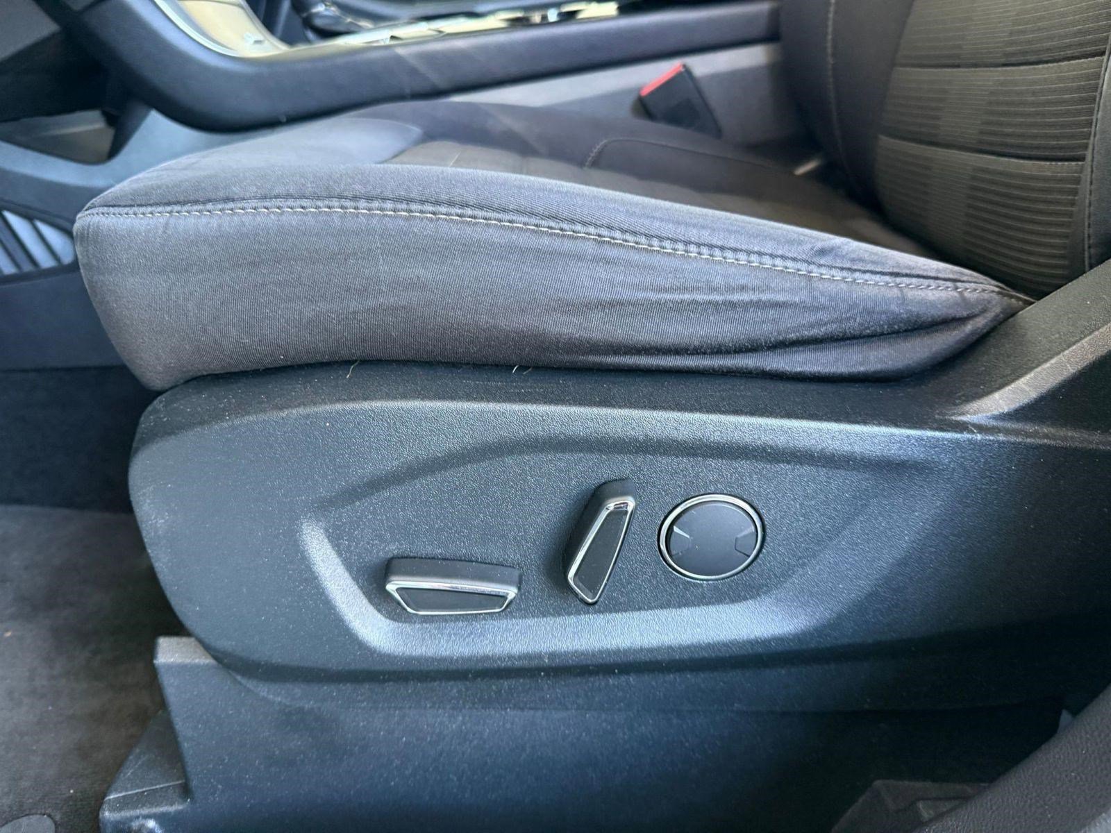 Certified 2017 Ford Edge SEL FWD image 14