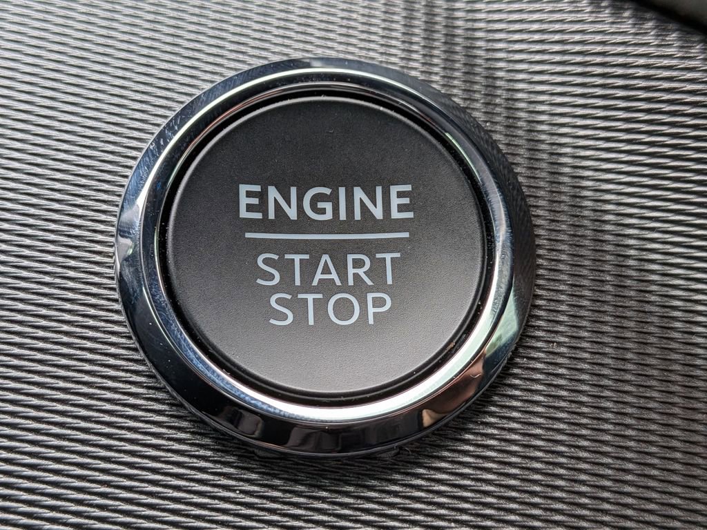 Certified 2025 Ford Explorer ST-Line w/ Premium Package image 32