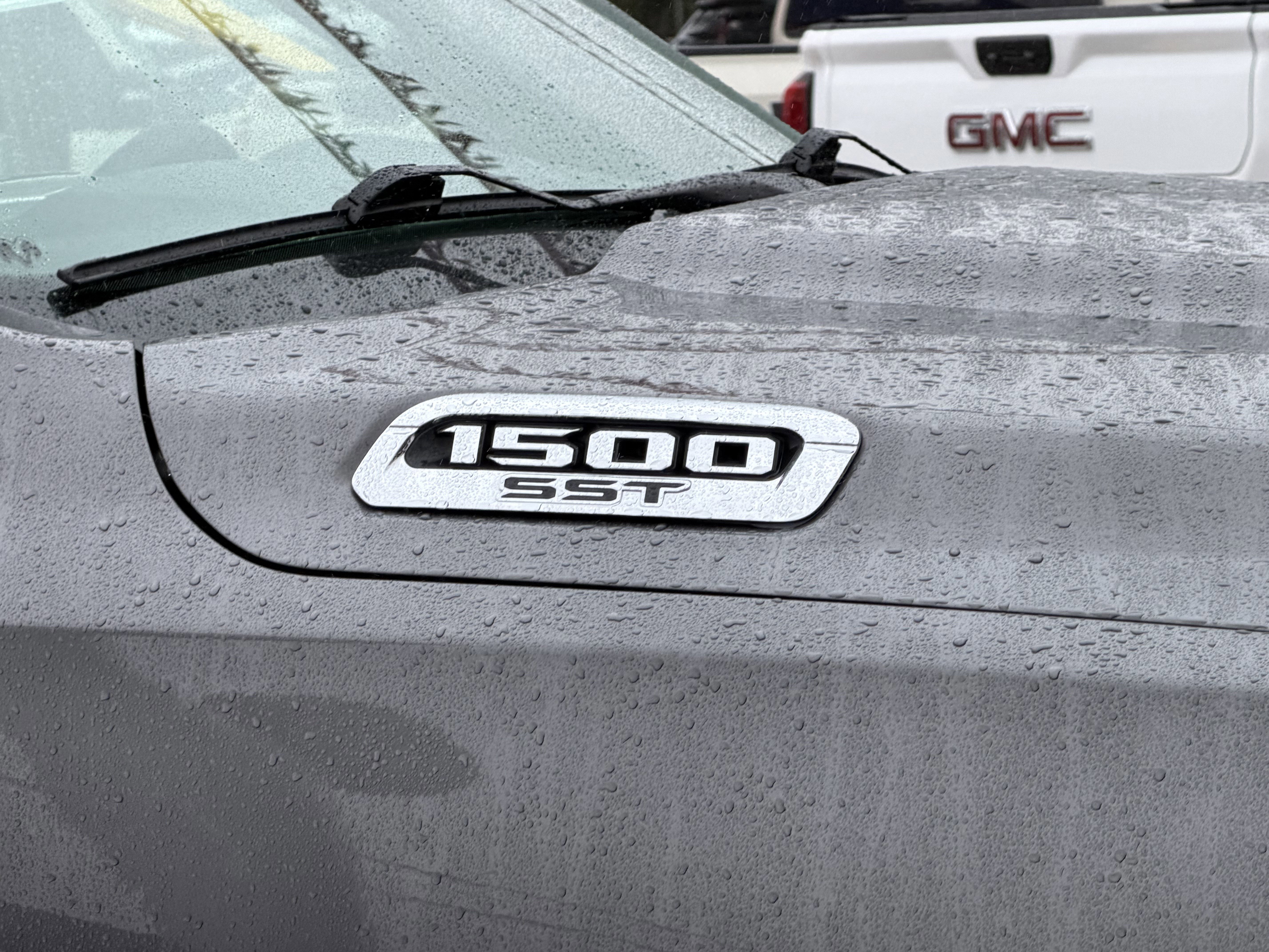 Used 2025 RAM 1500 Laramie w/ Laramie Southwest Edition image 10