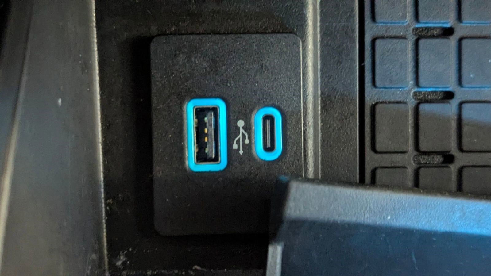 Certified 2024 Ford Expedition Platinum image 26