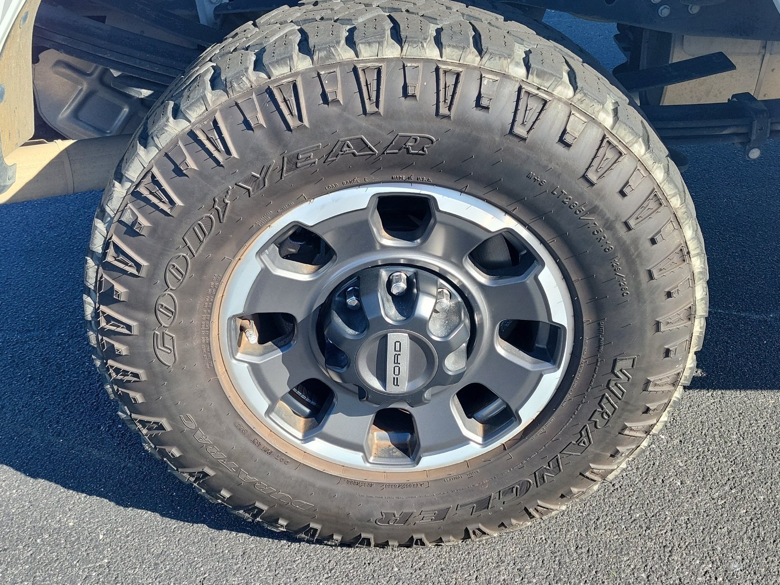 Certified 2024 Ford F250 4x4 Crew Cab Super Duty image 5