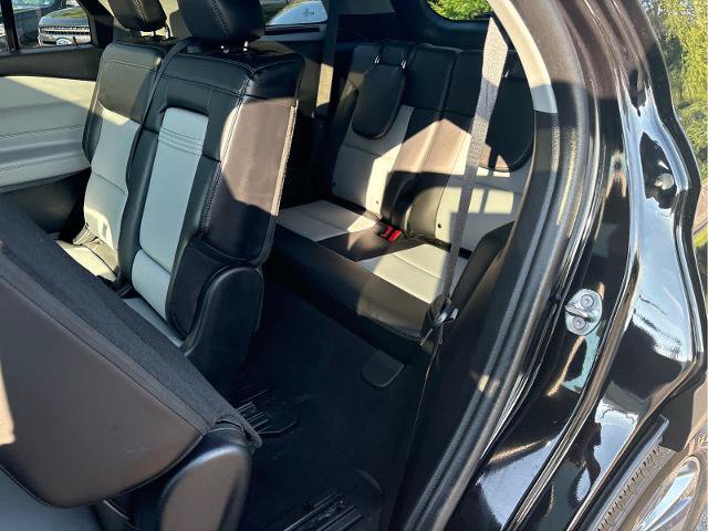 Certified 2024 Ford Explorer XLT w/ Equipment Group 202A AWD/4WD image 19