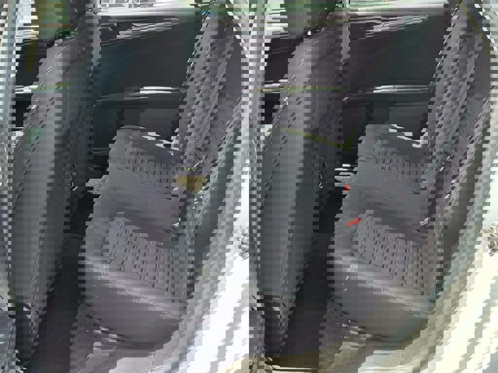 Certified 2020 Ford Fusion SE image 11