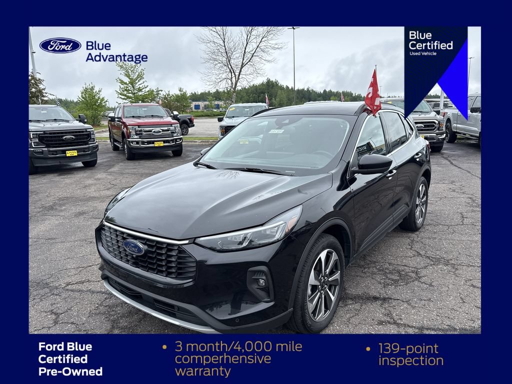 Certified 2024 Ford Escape Platinum AWD/4WD image 3