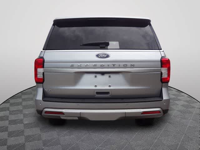 Certified 2024 Ford Expedition XLT AWD/4WD image 3