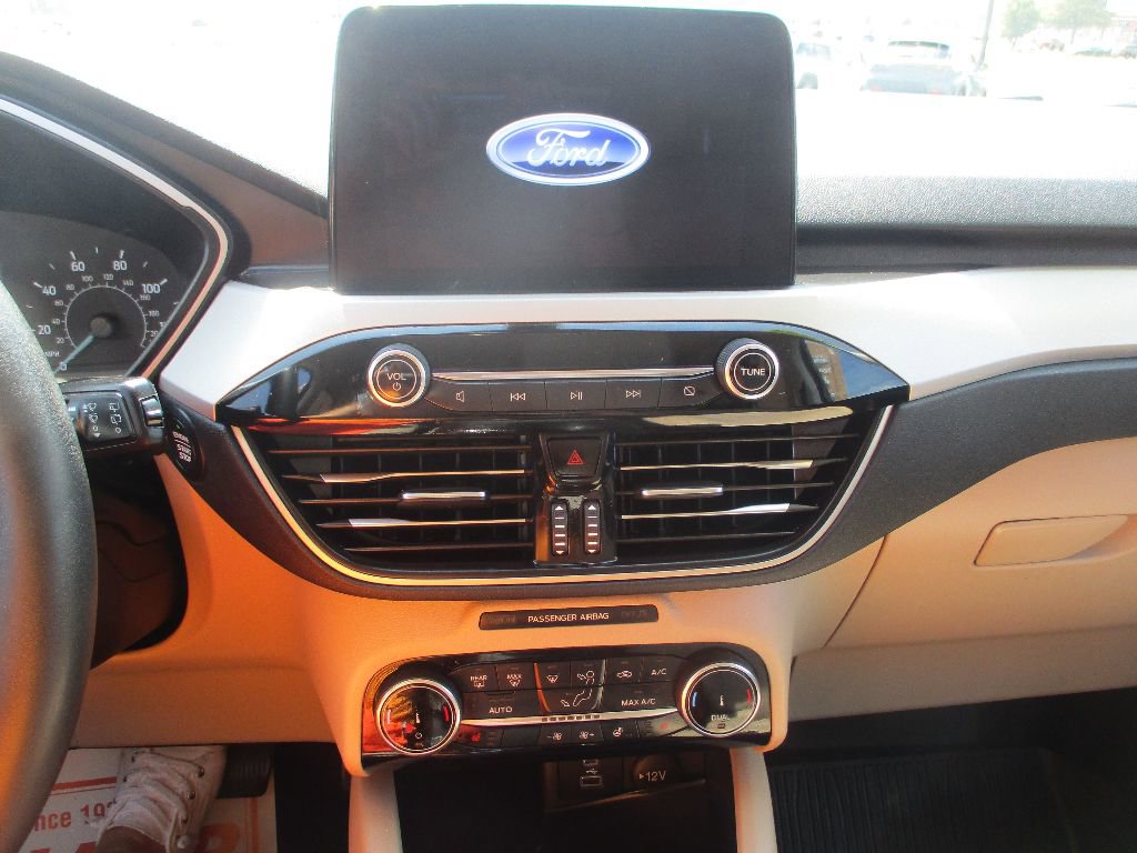 Certified 2022 Ford Escape SEL image 6