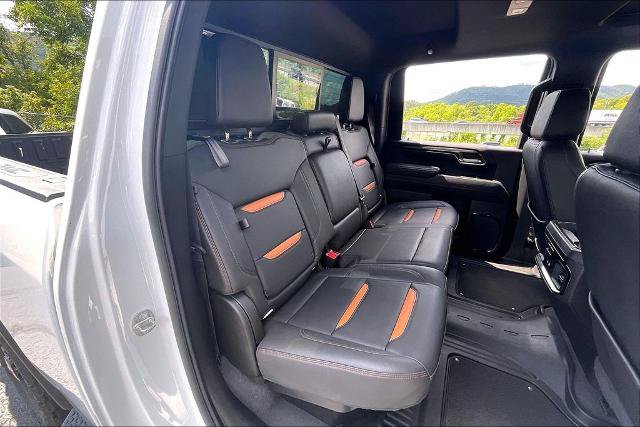 Used 2024 GMC Sierra 2500 AT4 w/ AT4 Premium Plus Package AWD/4WD image 27