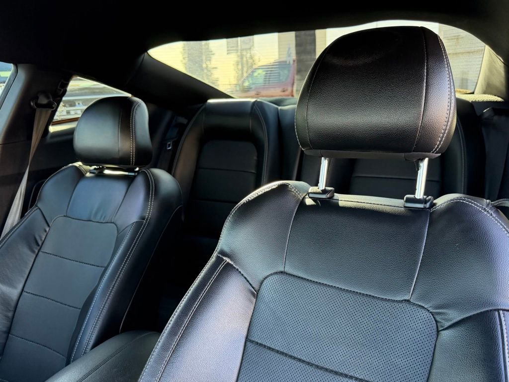 Certified 2022 Ford Mustang GT Premium w/ Black Accent Package image 18