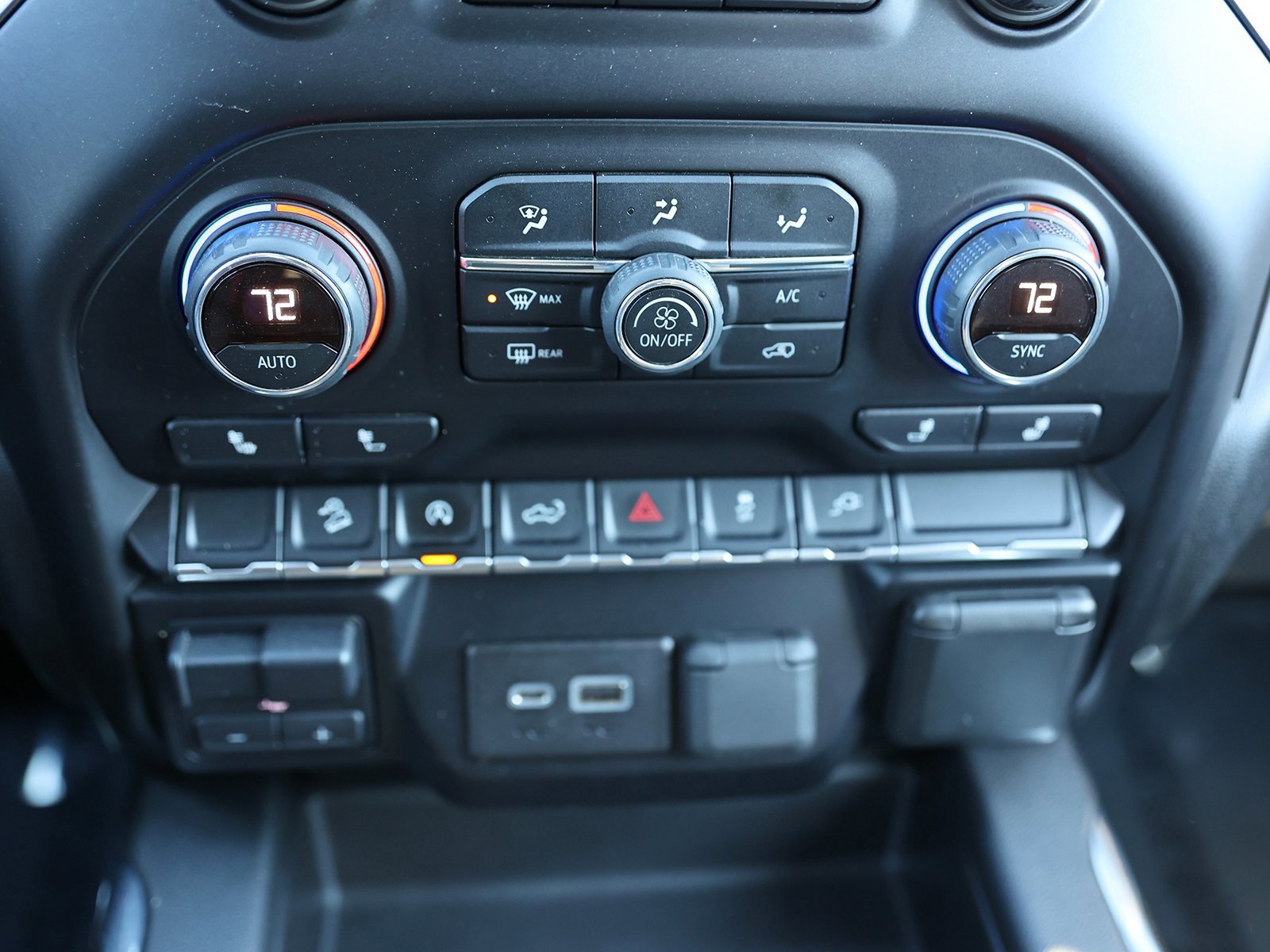 Used 2019 Chevrolet Silverado 1500 RST image 27