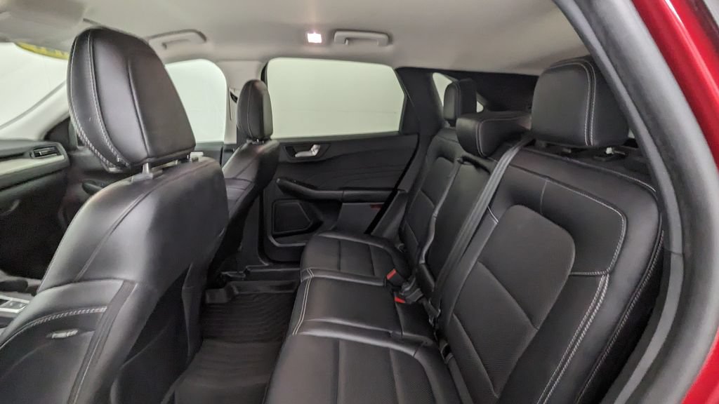 Certified 2021 Ford Escape SEL FWD image 35