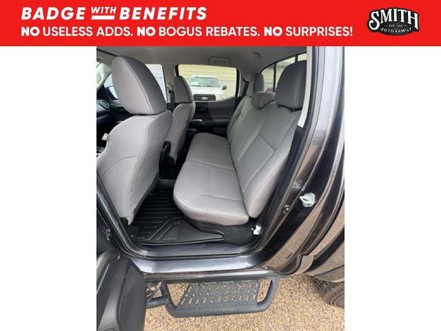 Used 2022 Toyota Tacoma SR5 RWD image 15