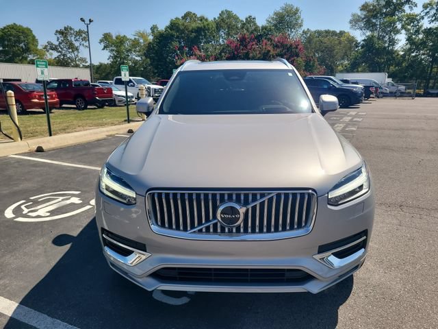 Used 2023 Volvo XC90 B6 Ultimate w/ Protection Package Premier AWD/4WD image 2