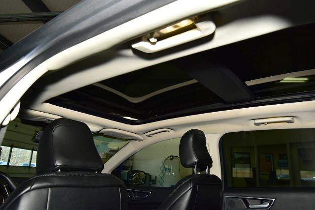 Certified 2023 Ford Edge Titanium w/ Class II Trailer Tow Package AWD/4WD image 32