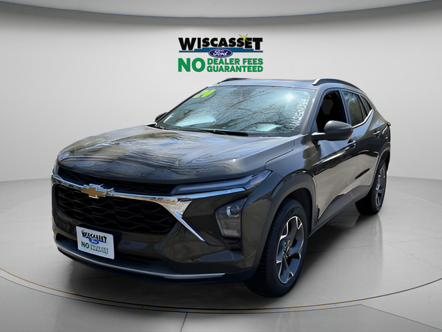 Used 2024 Chevrolet Trax LT w/ LT Convenience Package FWD image 14