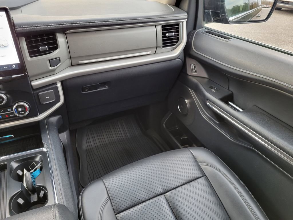 Certified 2023 Ford Expedition Max XLT image 23