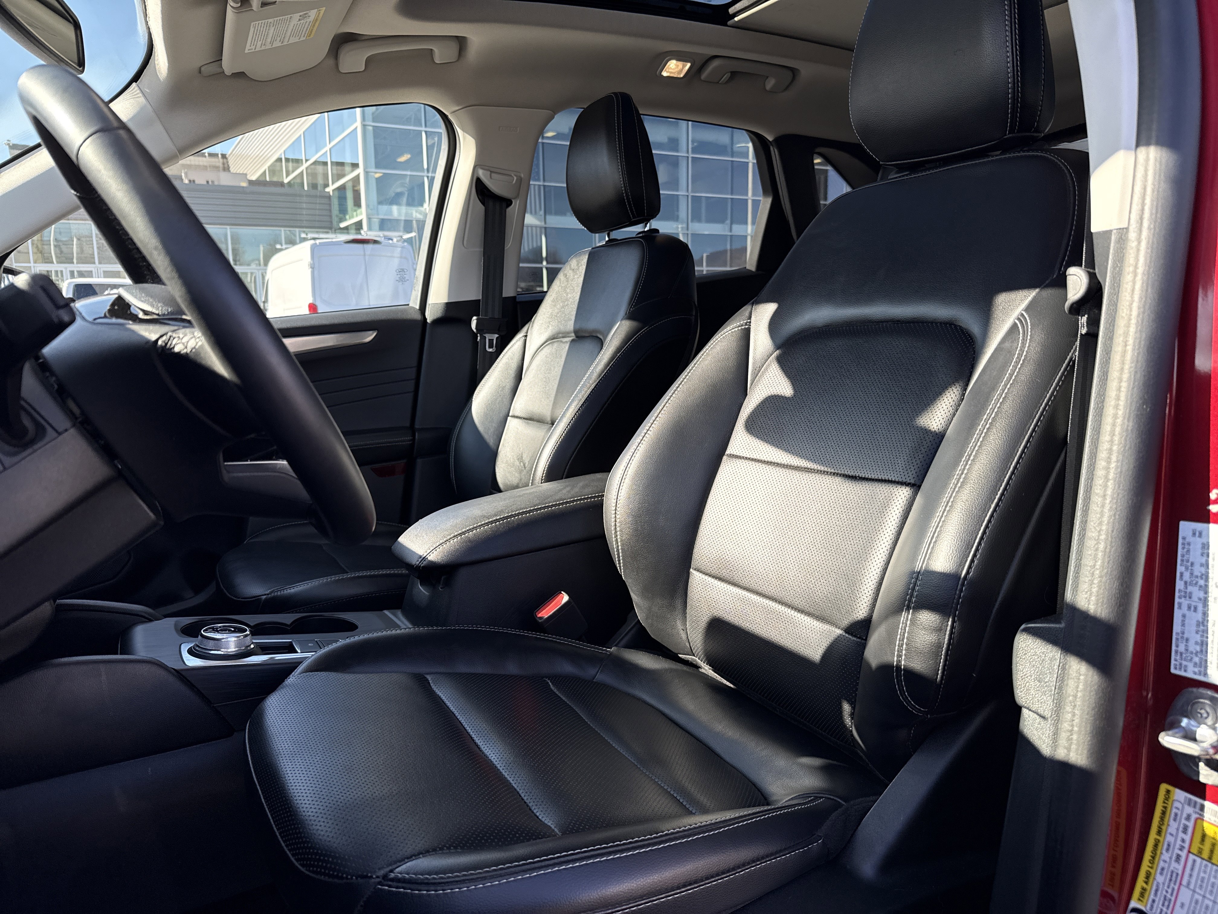 Certified 2022 Ford Escape Titanium image 13