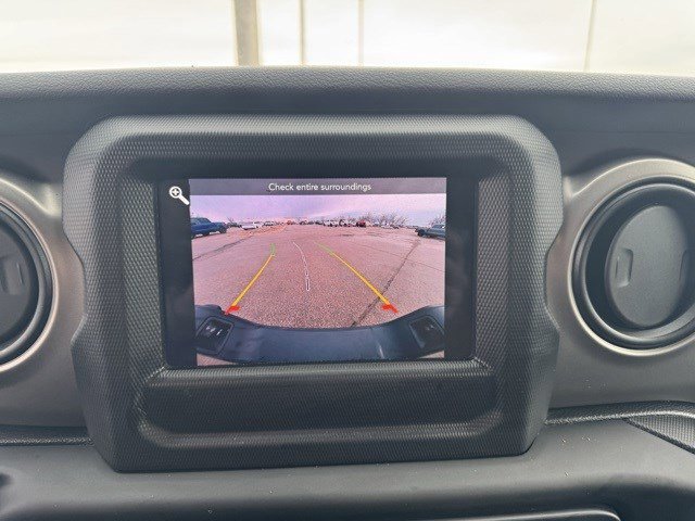 Used 2020 Jeep Gladiator Sport w/ Quick Order Package 24S image 17