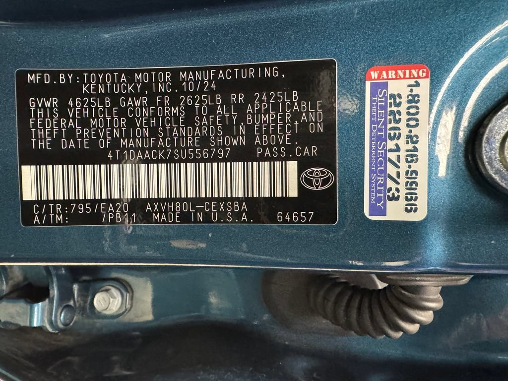 Used 2025 Toyota Camry SE FWD image 32