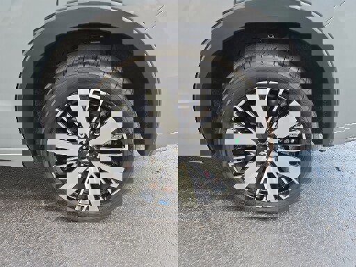 Used 2025 Mitsubishi Outlander SEL FWD image 14