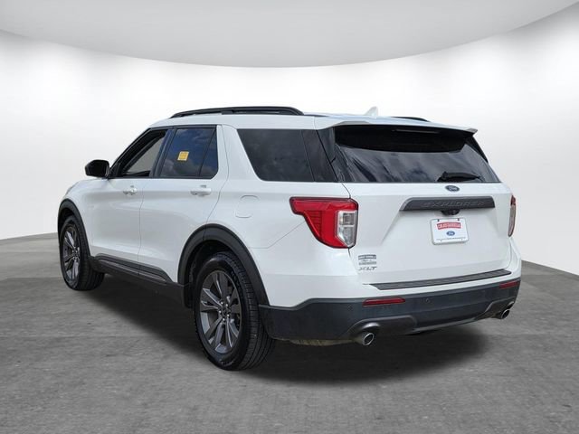 Certified 2022 Ford Explorer XLT w/ Equipment Group 202A image 2