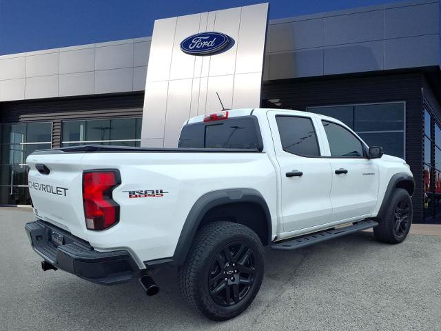 Used 2023 Chevrolet Colorado Trail Boss w/ Technology Package AWD/4WD image 2