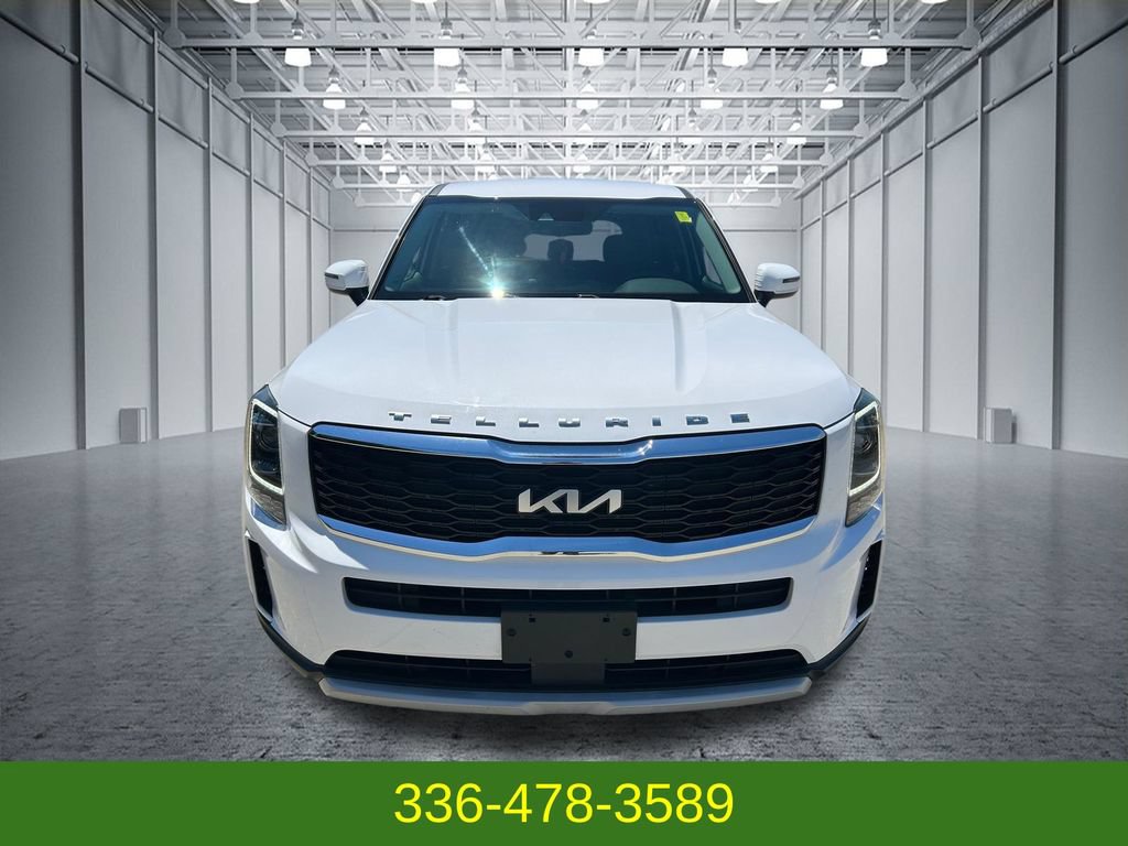 Used 2022 Kia Telluride LX AWD/4WD image 8