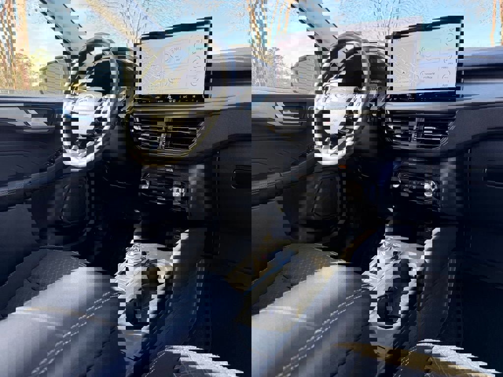 Certified 2023 Ford Escape Active w/ Tech Pack #2 image 14