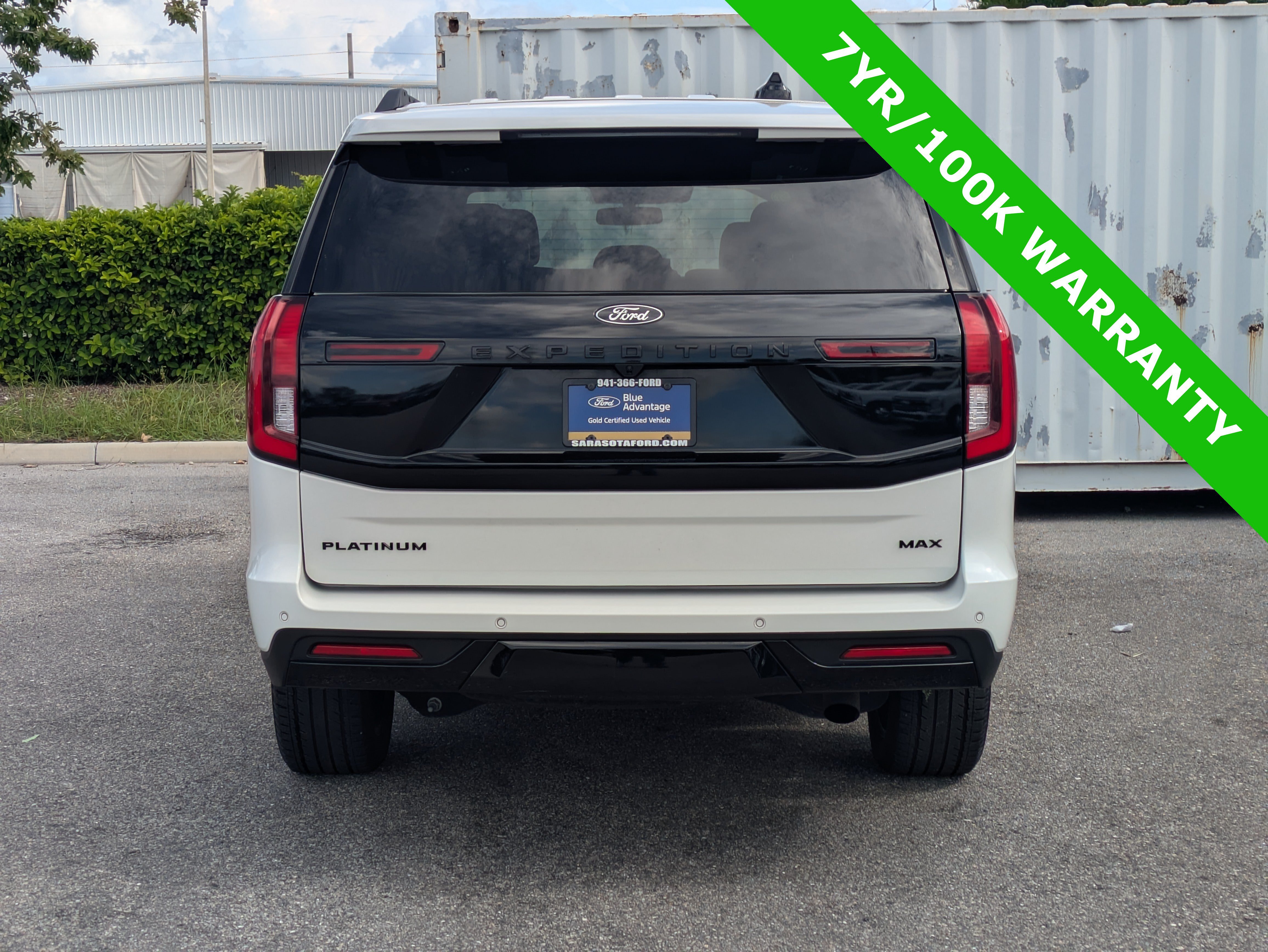 Certified 2025 Ford Expedition Max Platinum w/ Stealth Appearance Package AWD/4WD image 6