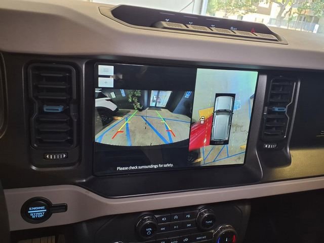 Certified 2022 Ford Bronco Wildtrak image 7